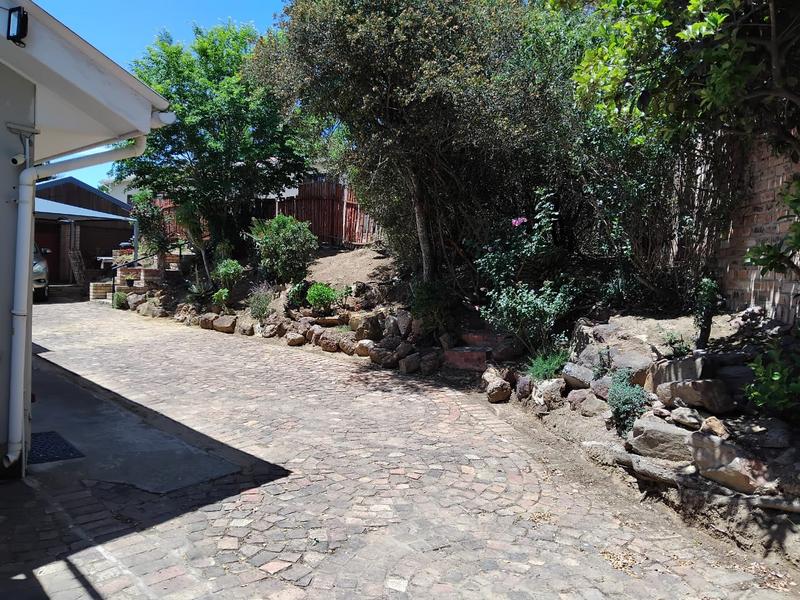 1 Bedroom Property for Sale in Grahamstown Eastern Cape